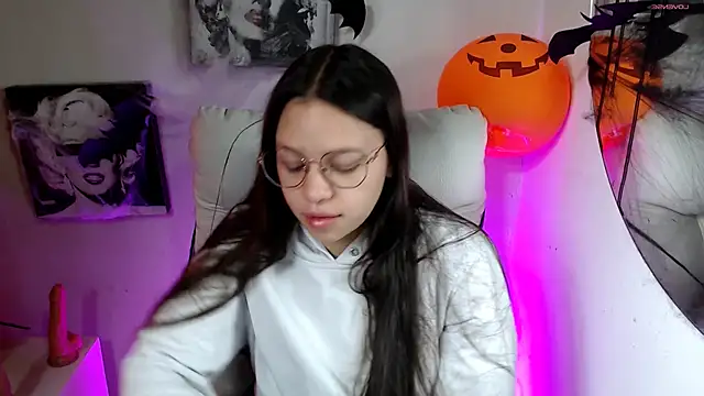 SamanthaRoldaan online show from 29, 10, 2025