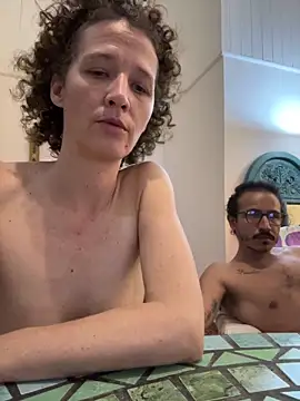 Snapshot of randomshuffles chatting on 15, 1, 2025 randomshuffles online show from 15, 1, 2025