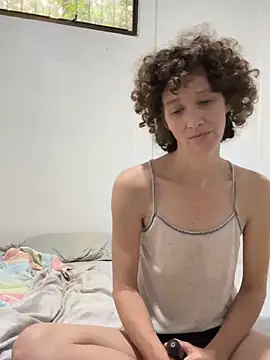 Snapshot of randomshuffles chatting on 14, 11, 2025 randomshuffles online show from 14, 11, 2025