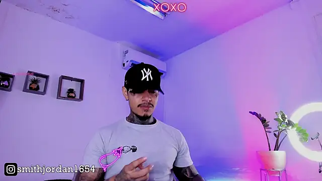 Snapshot of JordanSmiith_ chatting on 7, 1, 2025 JordanSmiith  online show from 7, 1, 2025
