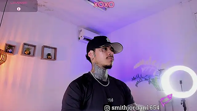 Snapshot of JordanSmiith_ chatting on 13, 1, 2025 JordanSmiith  online show from 13, 1, 2025