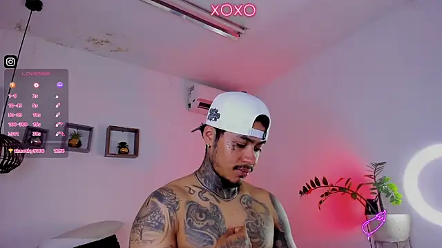 Snapshot of JordanSmiith_ chatting on 25, 1, 2025 JordanSmiith  online show from 25, 1, 2025