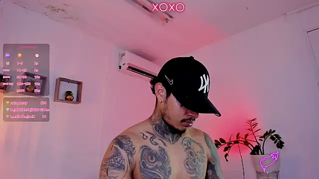 Snapshot of JordanSmiith_ chatting on 28, 1, 2025 JordanSmiith  online show from 28, 1, 2025