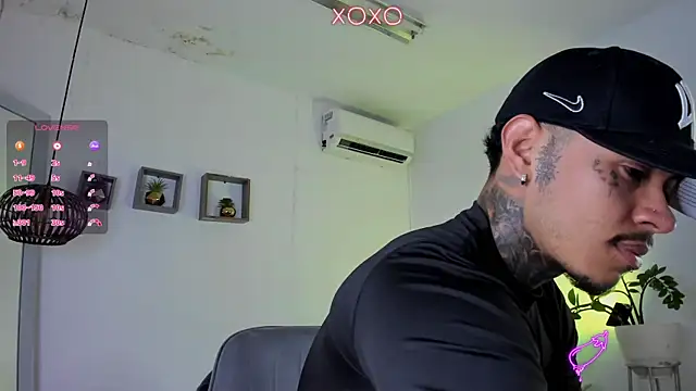 Snapshot of JordanSmiith_ chatting on 3, 2, 2025 JordanSmiith  online show from 3, 2, 2025