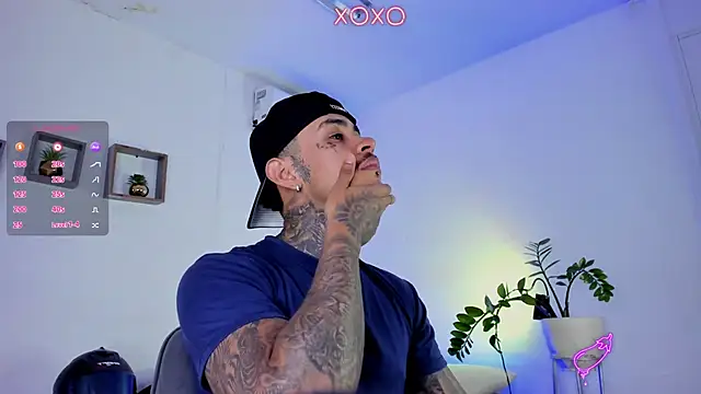Snapshot of JordanSmiith_ chatting on 4, 2, 2025 JordanSmiith  online show from 4, 2, 2025