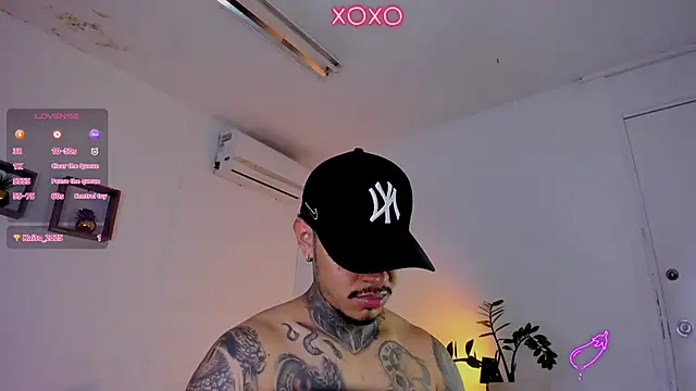 Snapshot of JordanSmiith_ chatting on 5, 2, 2025 JordanSmiith  online show from 5, 2, 2025