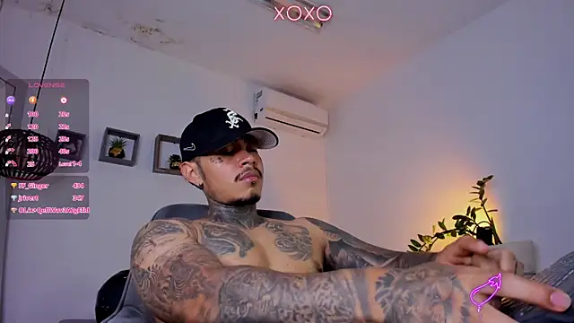 Snapshot of JordanSmiith_ chatting on 8, 2, 2025 JordanSmiith  online show from 8, 2, 2025