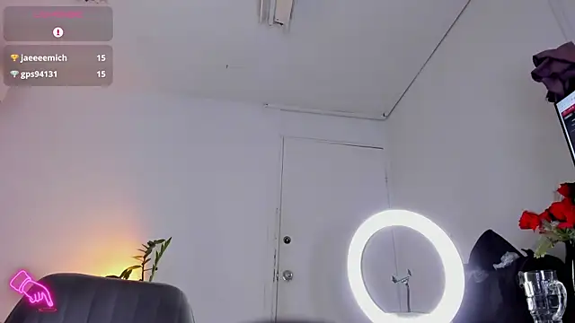 Snapshot of JordanSmiith_ chatting on 18, 2, 2025 JordanSmiith  online show from 18, 2, 2025