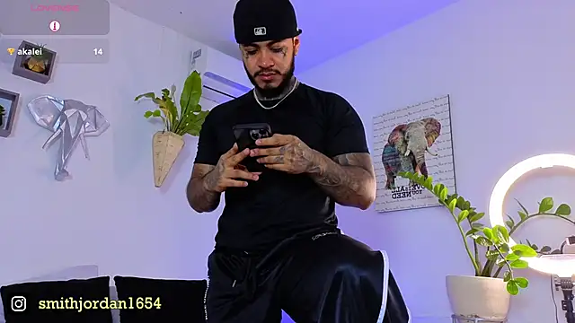 Snapshot of JordanSmiith_ chatting on 10, 9, 2025 JordanSmiith  online show from 10, 9, 2025