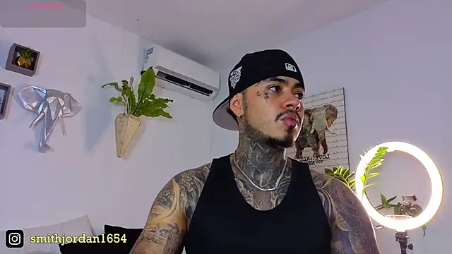 Snapshot of JordanSmiith_ chatting on 2, 10, 2025 JordanSmiith  online show from 2, 10, 2025