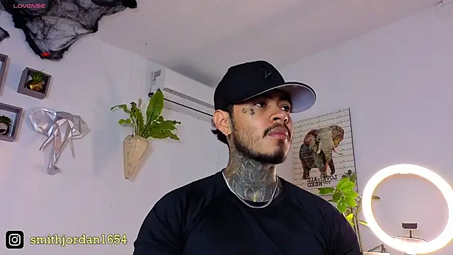 Snapshot of JordanSmiith_ chatting on 21, 10, 2025 JordanSmiith  online show from 21, 10, 2025