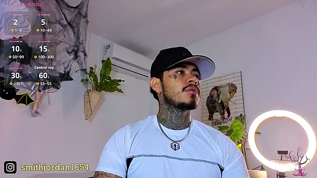 Snapshot of JordanSmiith_ chatting on 23, 10, 2025 JordanSmiith  online show from 23, 10, 2025