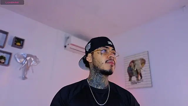 JordanSmiith  online show from 10, 1, 2026