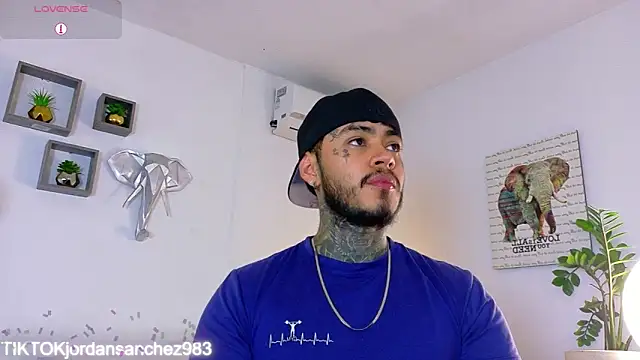 JordanSmiith  online show from 26, 2, 2026