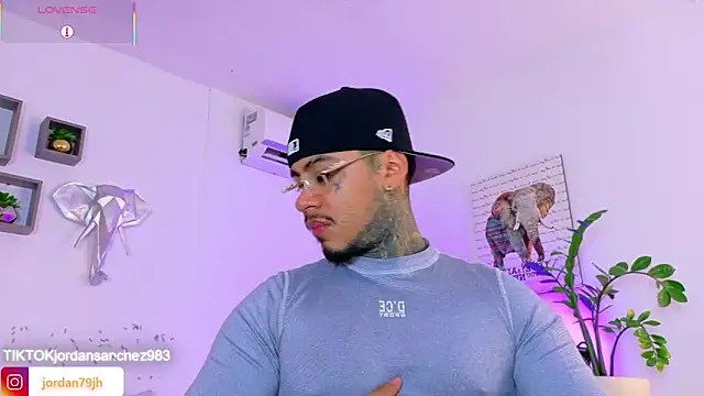 JordanSmiith  online show from 6, 5, 2026