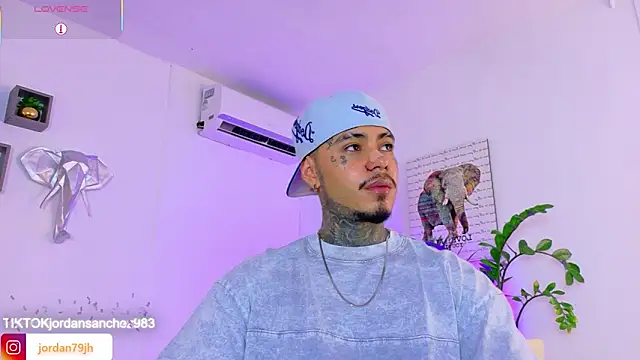 JordanSmiith  online show from 15, 5, 2026