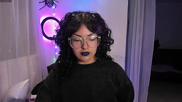 witchviolet online show from 30, 12, 2024