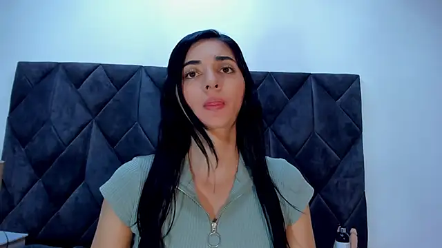 Linisprincehot69 online show from 9, 2, 2025