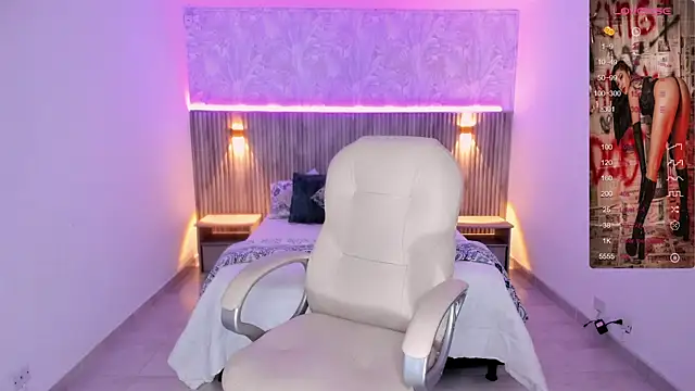 Antonella Grayy online show from 3, 3, 2025