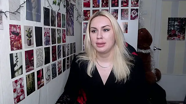 Snapshot of CapriScorpion chatting on 23, 12, 2025 CapriScorpion online show from 23, 12, 2025