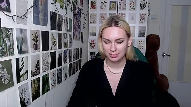 Snapshot of CapriScorpion chatting on 17, 1, 2026 CapriScorpion online show from 17, 1, 2026