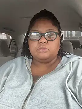 Snapshot of kweenxkarma chatting on 25, 9, 2025 kweenxkarma online show from 25, 9, 2025