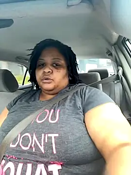 Snapshot of kweenxkarma chatting on 25, 10, 2025 kweenxkarma online show from 25, 10, 2025