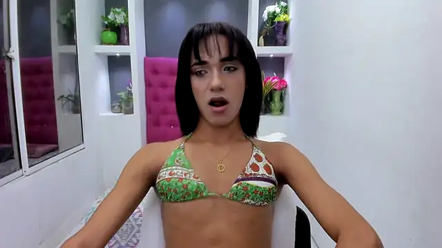 KatrinaQueen1 online show from 3, 1, 2025
