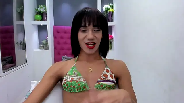 KatrinaQueen1 online show from 4, 1, 2025