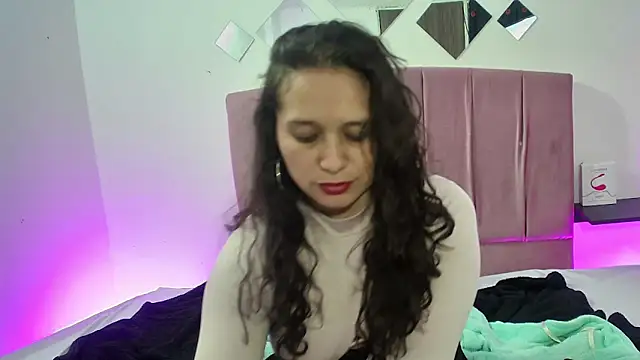 Melissa Milf of online show from 16, 1, 2025