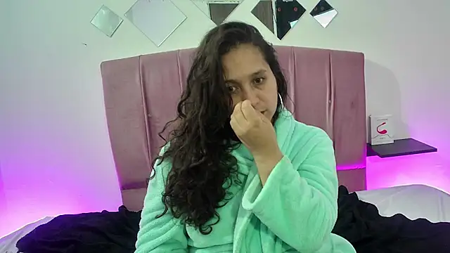 Melissa Milf of online show from 16, 1, 2025