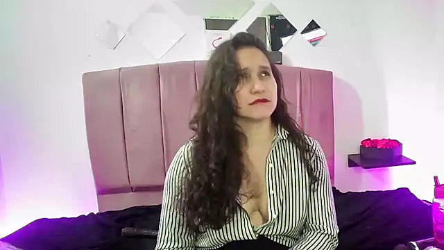 Melissa Milf of online show from 13, 2, 2025
