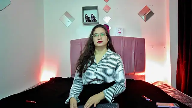 Melissa Milf of online show from 15, 3, 2025