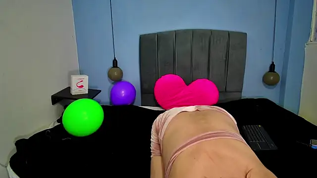 Melissa Milf of online show from 9, 9, 2025