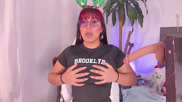 Snapshot of evelynjohnsoon chatting on 11, 12, 2024 evelynjohnsoon online show from 11, 12, 2024