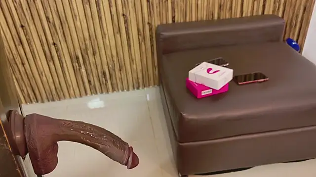 evelynjohnsoon online show from 22, 11, 2025