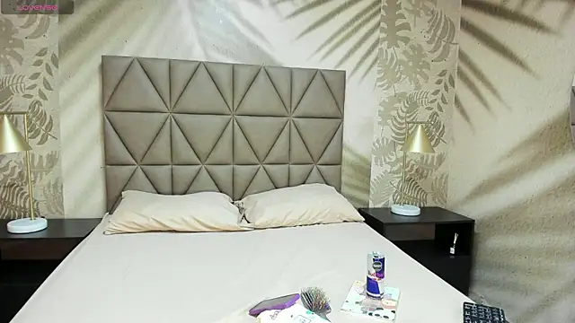 AnneDixie online show from 13, 2, 2026