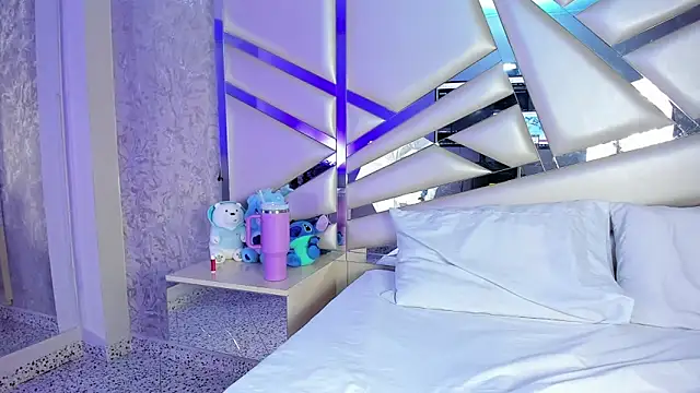 Snapshot of Miia002 chatting on 14, 1, 2026 Miia002 online show from 14, 1, 2026