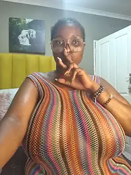 Bustygoddess32 online show from 31, 12, 2024