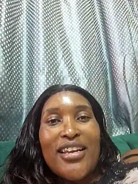 Snapshot of Bustygoddess32 chatting on 14, 2, 2025 Bustygoddess32 online show from 14, 2, 2025