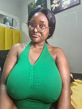 Snapshot of Bustygoddess32 chatting on 19, 2, 2025 Bustygoddess32 online show from 19, 2, 2025