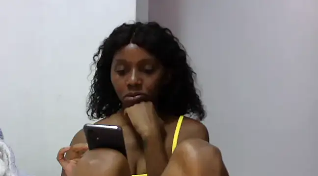 Snapshot of Sexxybella27 chatting on 19, 2, 2025 Sexxybella27 online show from 19, 2, 2025