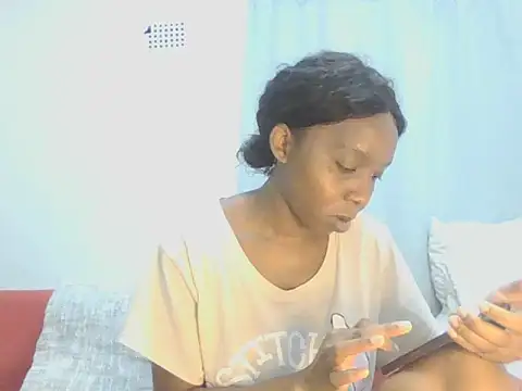 Snapshot of Sexxybella27 chatting on 1, 12, 2025 Sexxybella27 online show from 1, 12, 2025