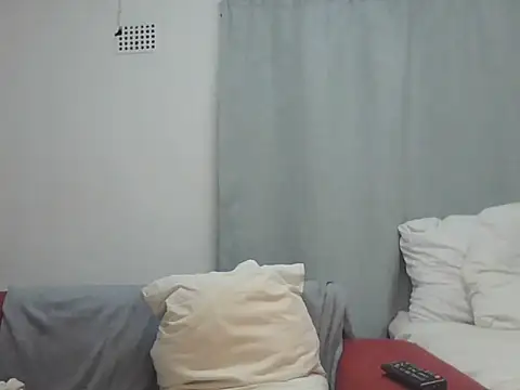 Snapshot of Sexxybella27 chatting on 16, 12, 2025 Sexxybella27 online show from 16, 12, 2025