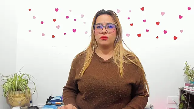 hazel 34 online show from 4, 10, 2025