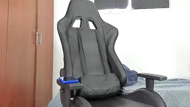 Snapshot of joris_vo chatting on 9, 12, 2024 joris vo online show from 9, 12, 2024