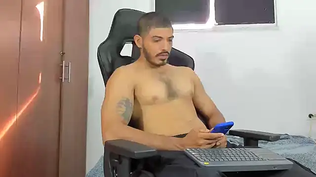 Snapshot of joris_vo chatting on 11, 12, 2024 joris vo online show from 11, 12, 2024