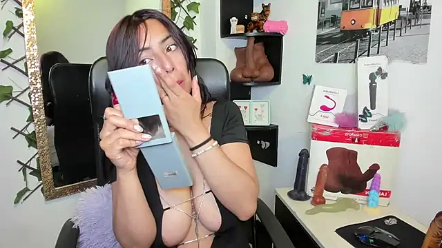 Snapshot of Prety_Nany chatting on 29, 9, 2025 Prety Nany online show from 29, 9, 2025