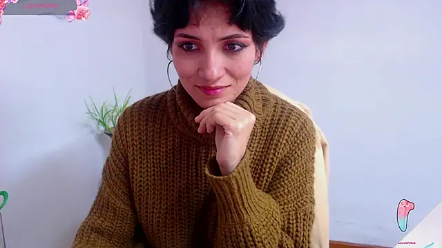 Snapshot of Hannaaaa__ chatting on 19, 12, 2024 Hannaaaa online show from 19, 12, 2024