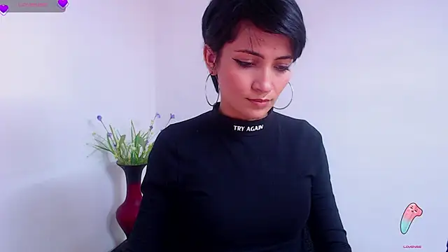 Snapshot of Hannaaaa__ chatting on 20, 1, 2025 Hannaaaa online show from 20, 1, 2025